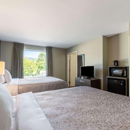 Econo Lodge Dayton Bagian luar foto