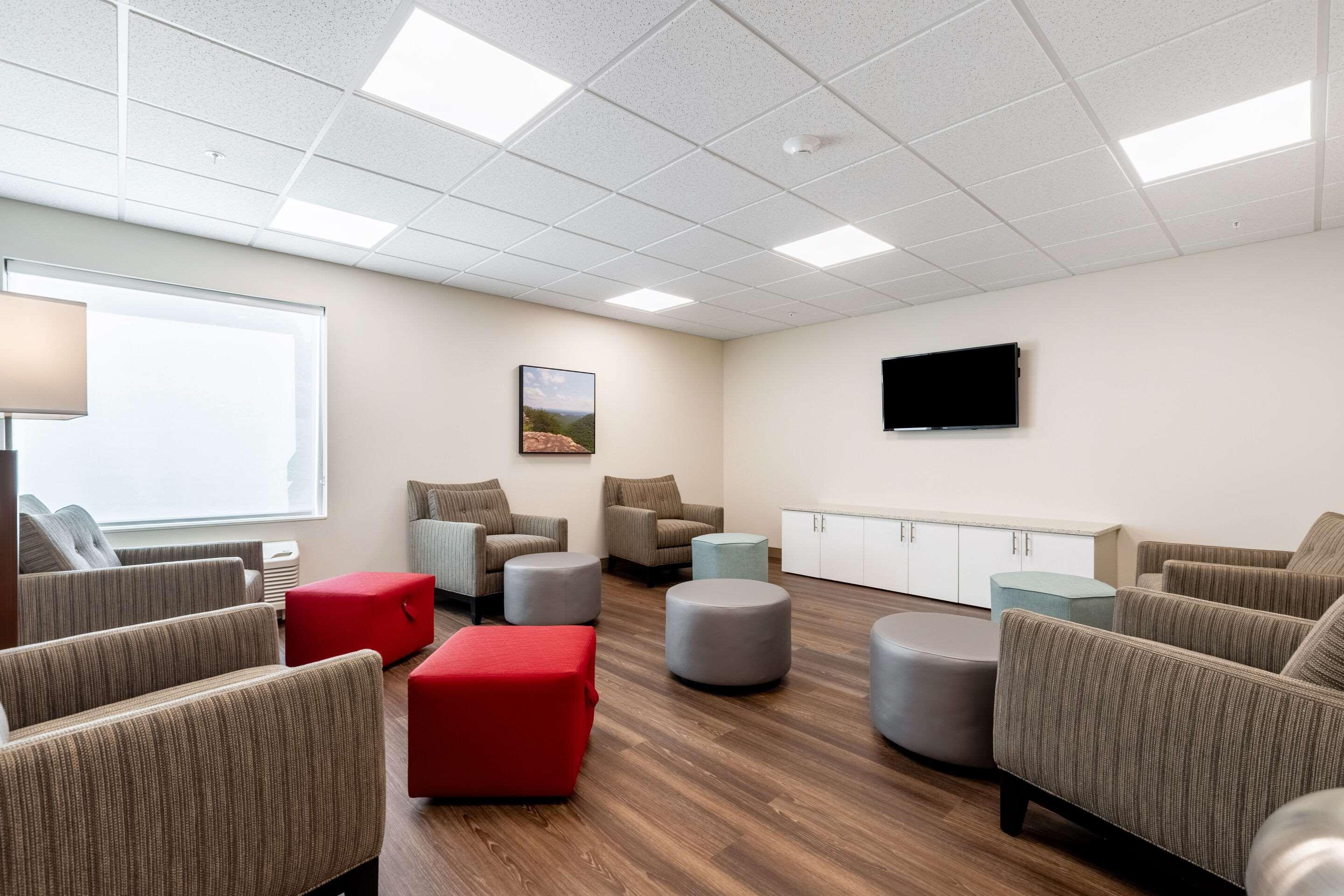 Econo Lodge Dayton Bagian luar foto